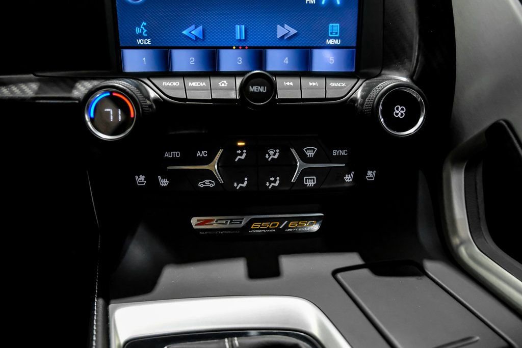 Used 2015 Chevrolet Corvette Z06 w/ 2LZ Preferred Equipment Group image 20