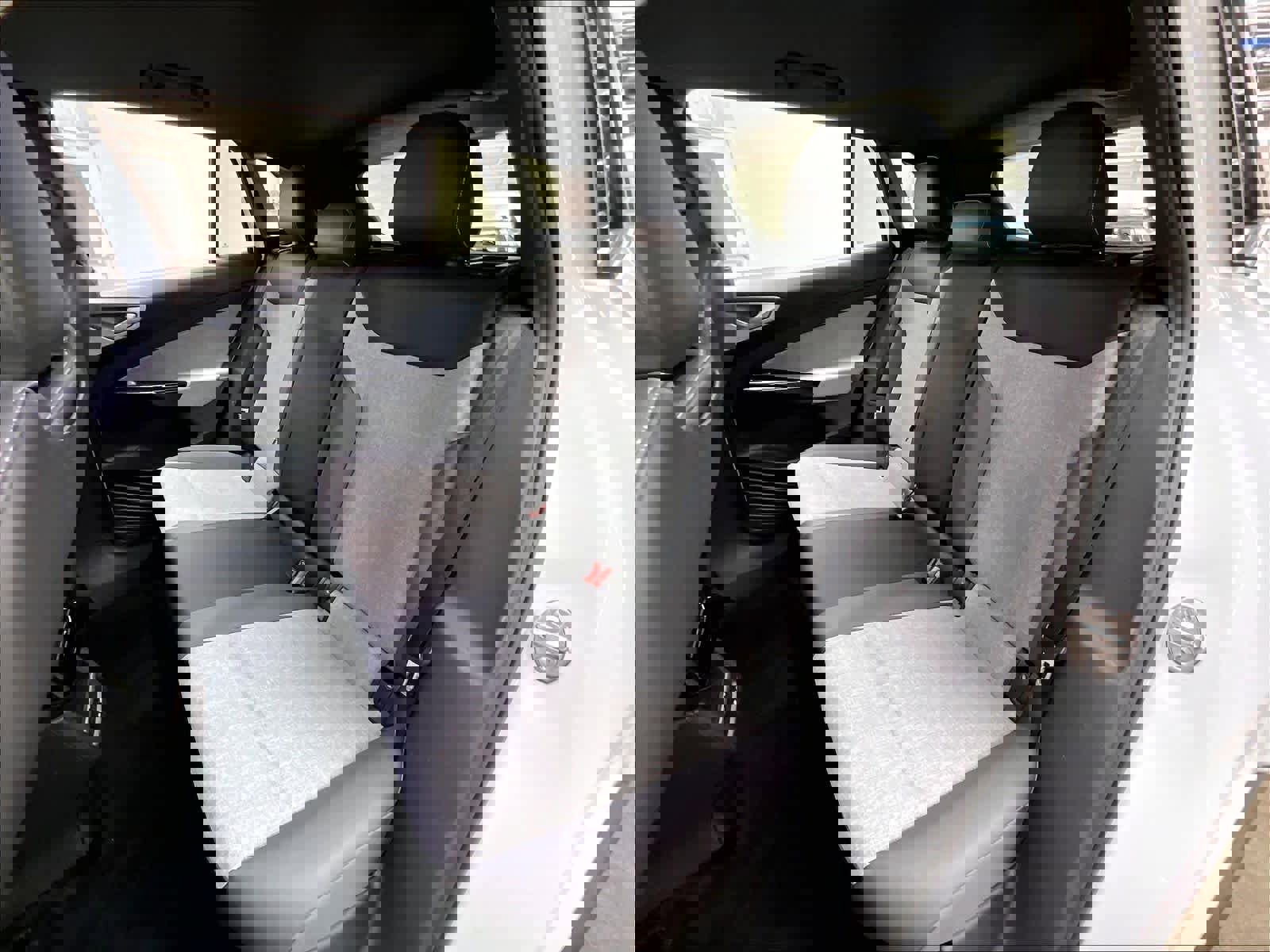 Used 2023 Volkswagen ID.4 Pro image 26