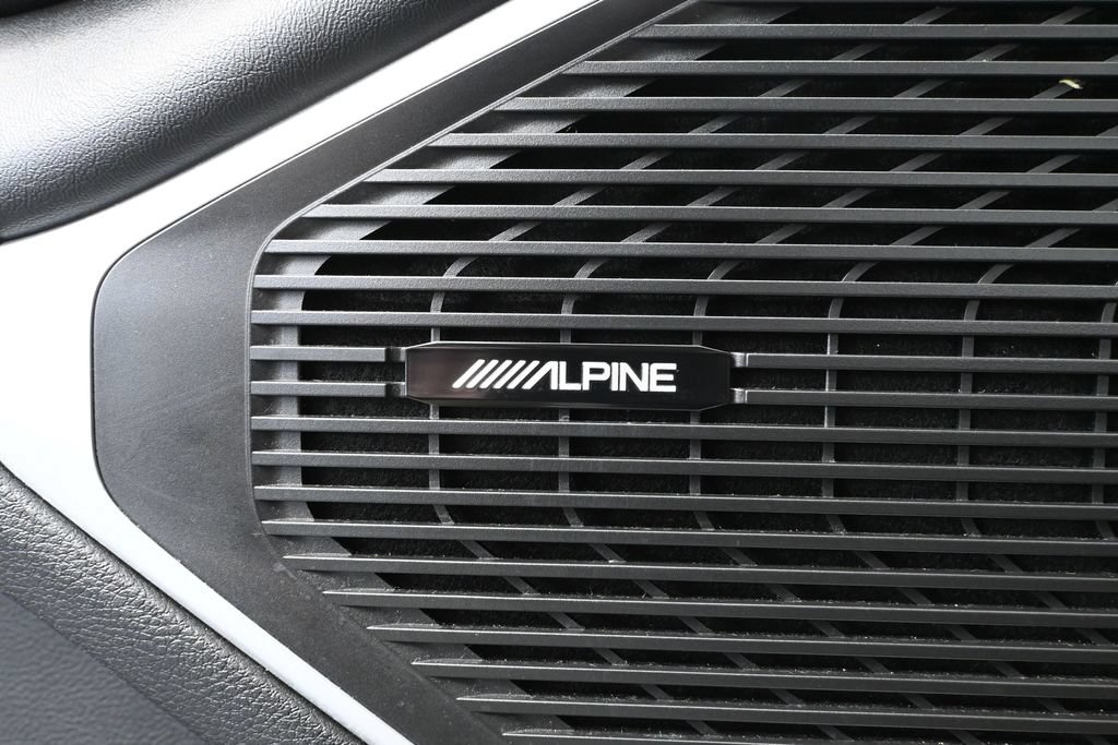 Used 2023 Jeep Wagoneer Series II AWD/4WD image 16