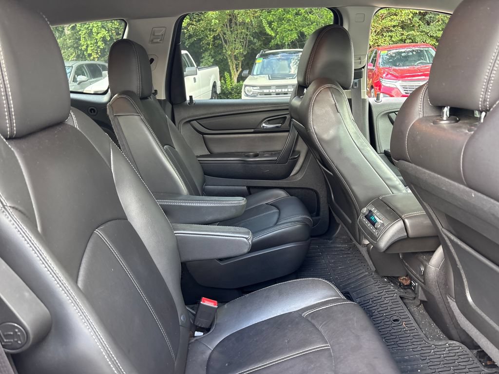 Used 2015 Chevrolet Traverse LT FWD image 28