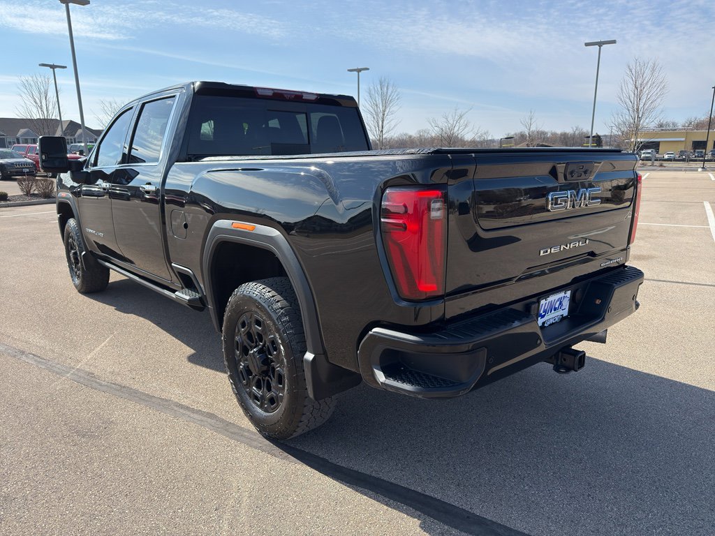 Used 2024 GMC Sierra 2500 Denali Ultimate image 3