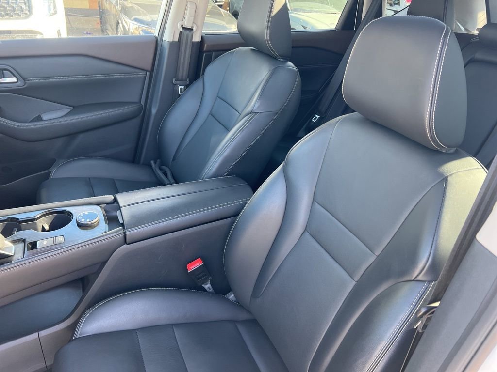 Used 2023 Nissan Rogue SL w/ SL Premium Package AWD/4WD image 5