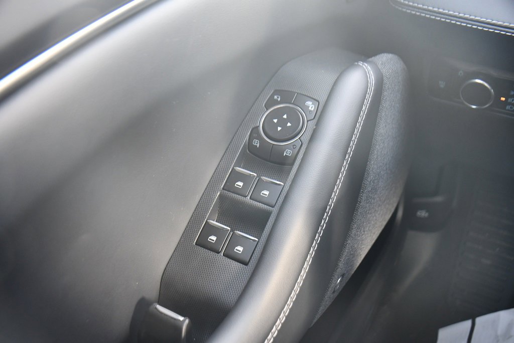 Used 2025 Ford Mustang Mach-E Premium image 23