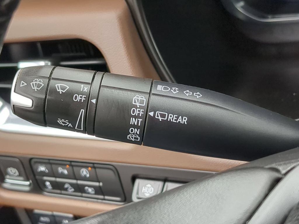 Used 2023 Chevrolet Tahoe High Country AWD/4WD image 31