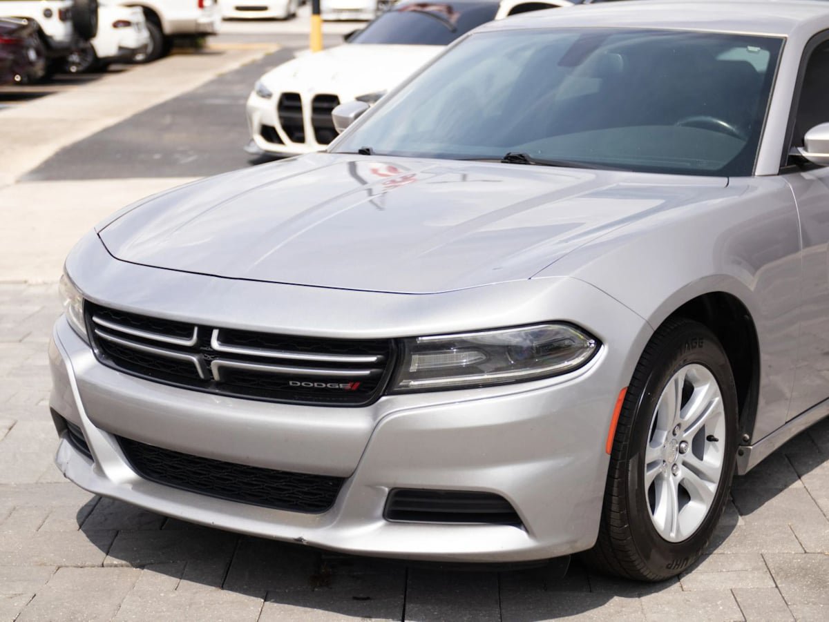 Used 2016 Dodge Charger SE w/ Popular Equipment Group RWD image 5