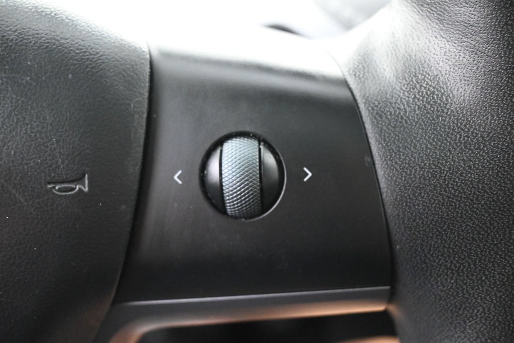 Used 2023 Tesla Model 3 Standard Range RWD image 21