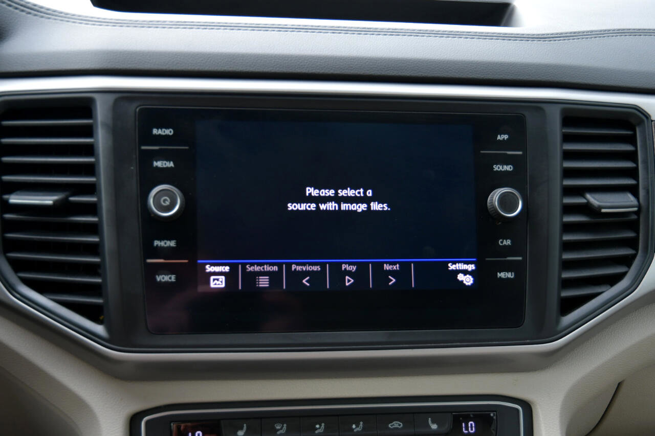 Used 2020 Volkswagen Atlas SE w/ Panoramic Sunroof Package image 26