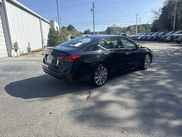 Used 2025 Nissan Altima 2.5 SL FWD image 5