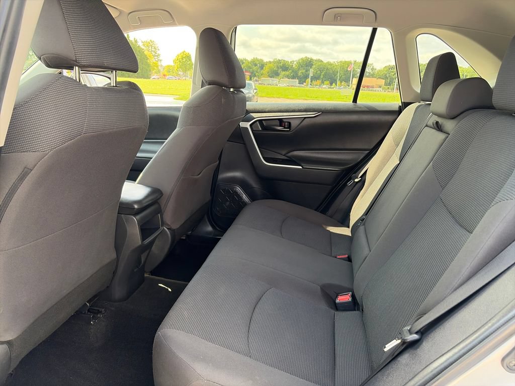 Used 2020 Toyota RAV4 LE w/ All Weather Liner Package AWD/4WD image 26