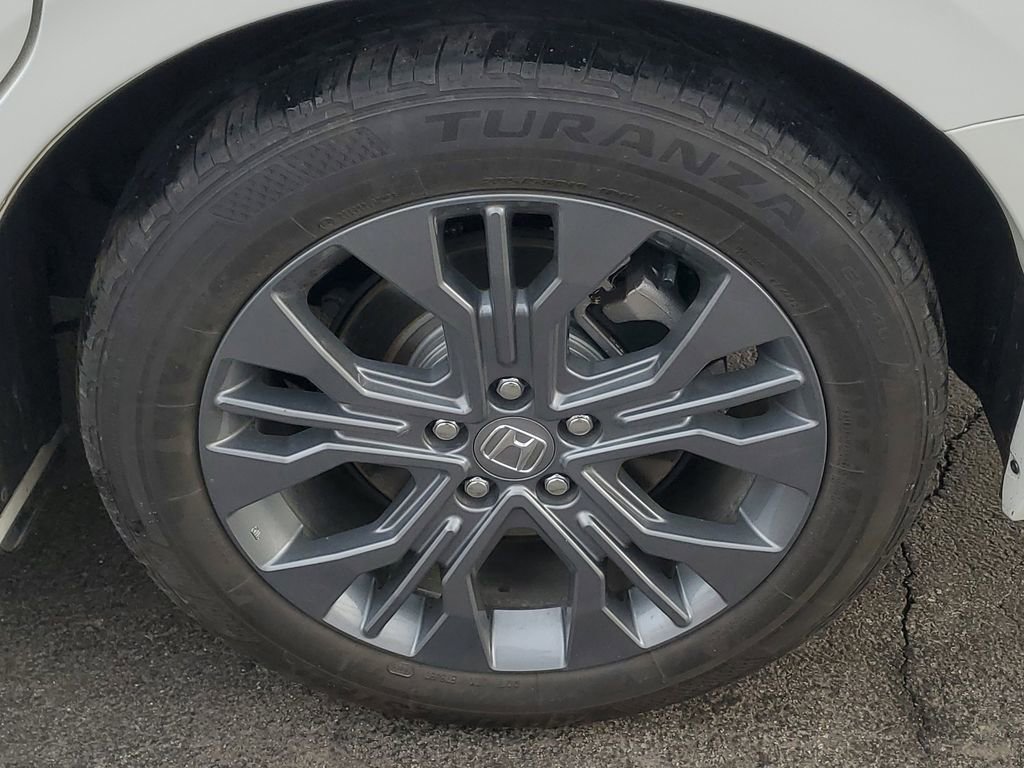 Used 2025 Honda Odyssey Touring image 5