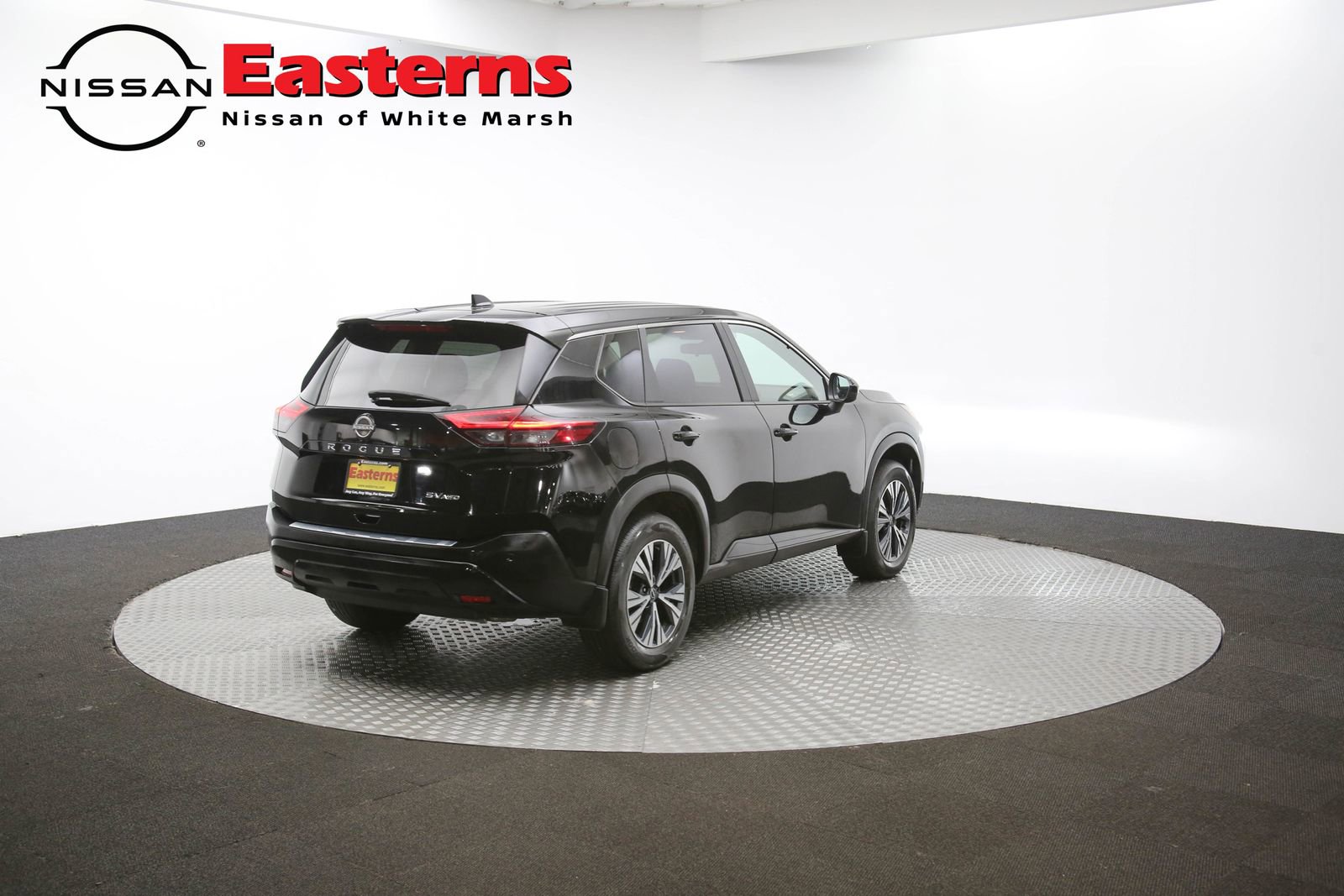 Used 2023 Nissan Rogue SV image 38