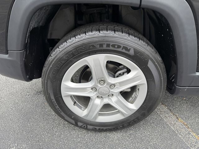 Used 2023 Jeep Compass Sport AWD/4WD image 44