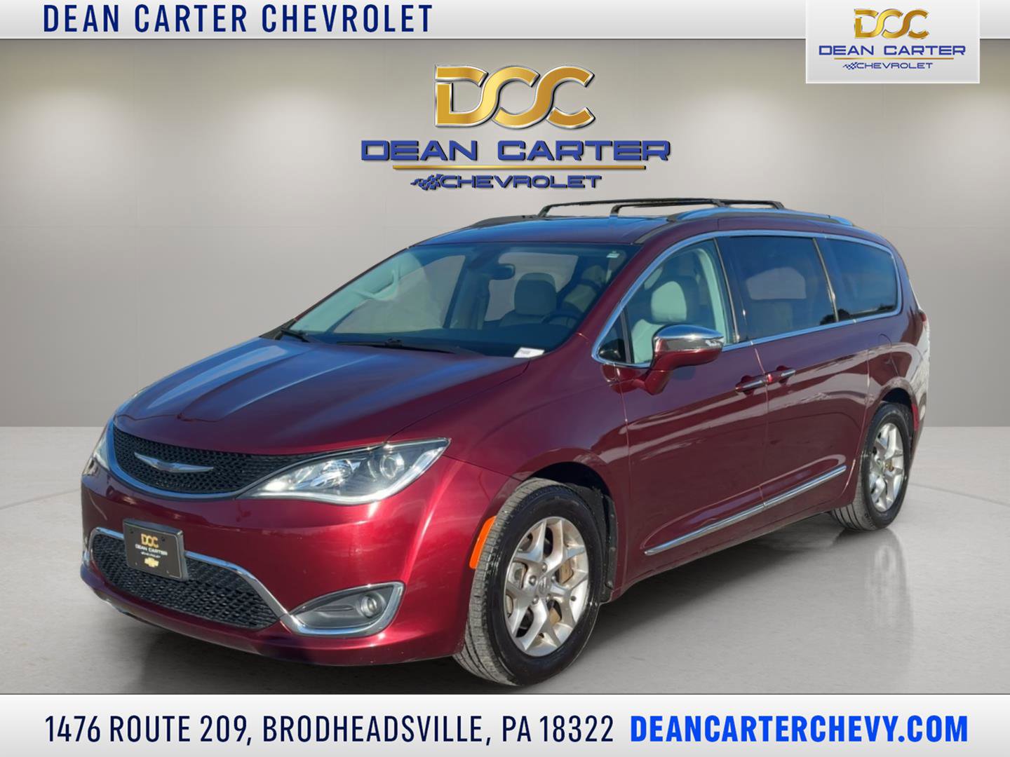Used 2017 Chrysler Pacifica Limited image 1