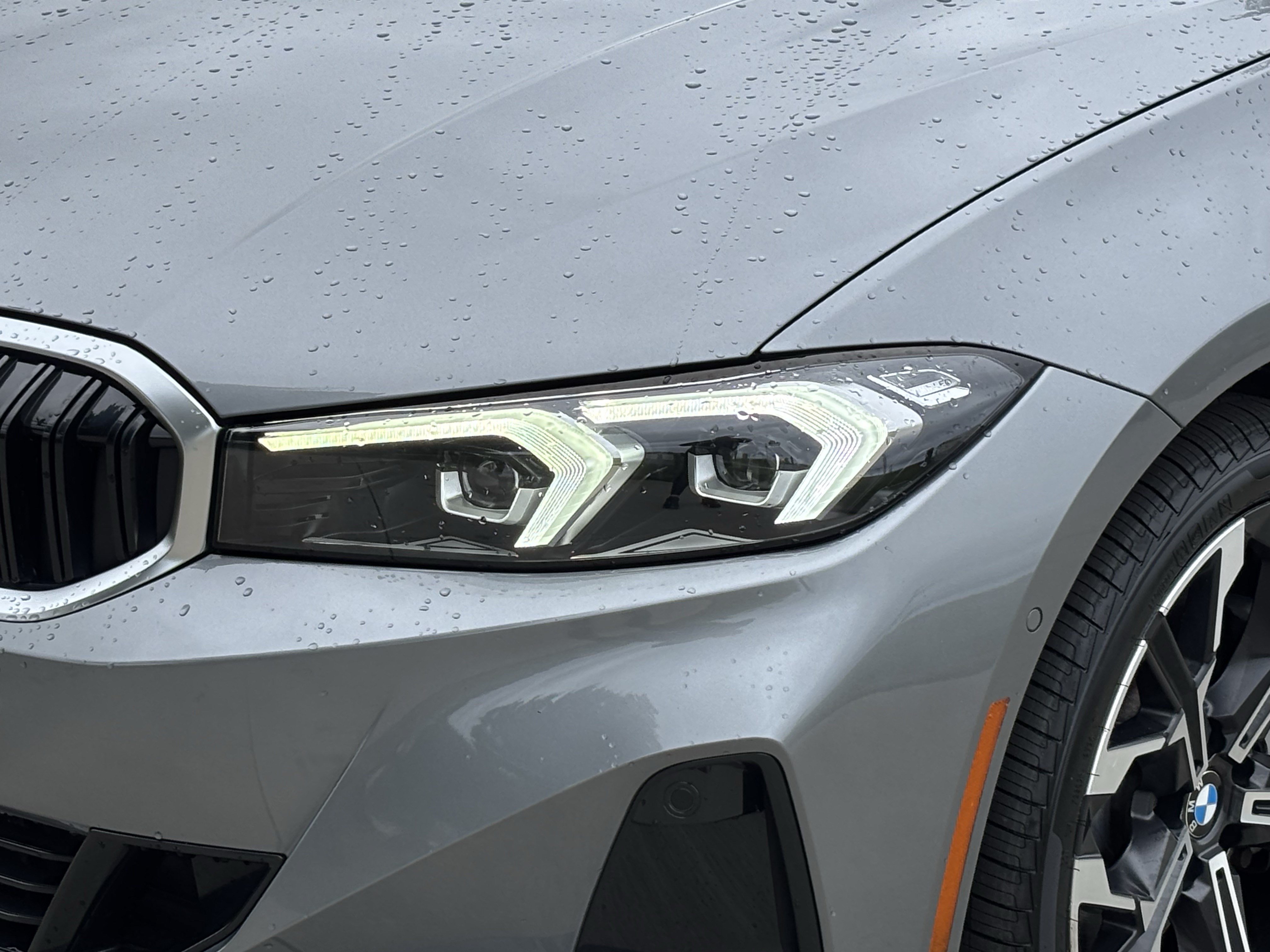 Certified 2025 BMW 330i Sedan RWD image 6