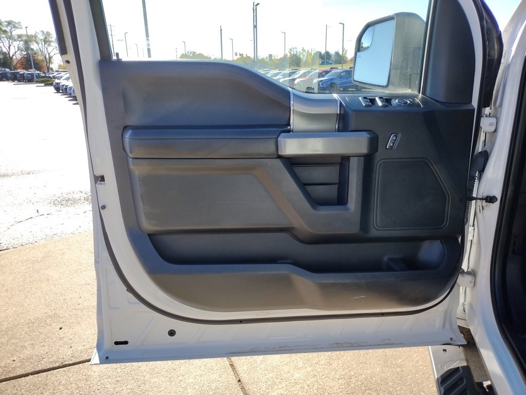 Used 2016 Ford F150 XLT w/ Equipment Group 301A Mid image 19