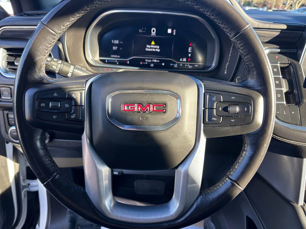 Used 2022 GMC Yukon XL SLT w/ SLT Luxury Package image 19