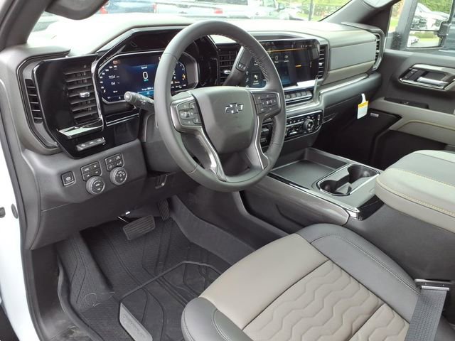 New 2026 Chevrolet Silverado 2500 ZR2 w/ LPO, Dark Essentials Package AWD/4WD image 5
