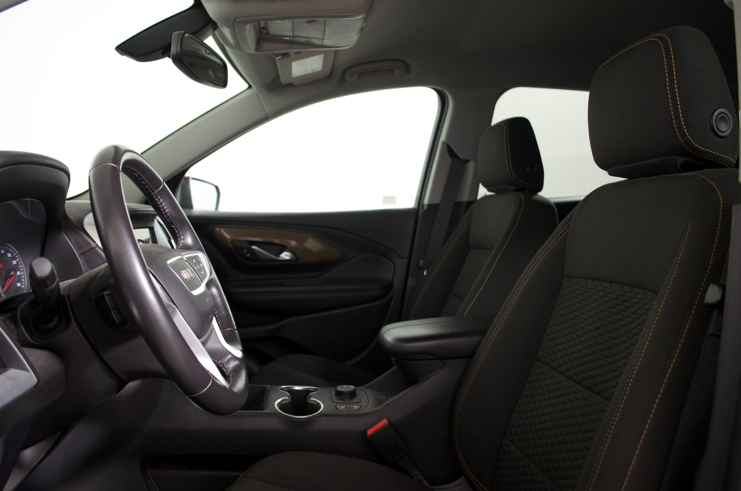 Used 2019 GMC Terrain SLE w/ Driver Convenience Package image 14