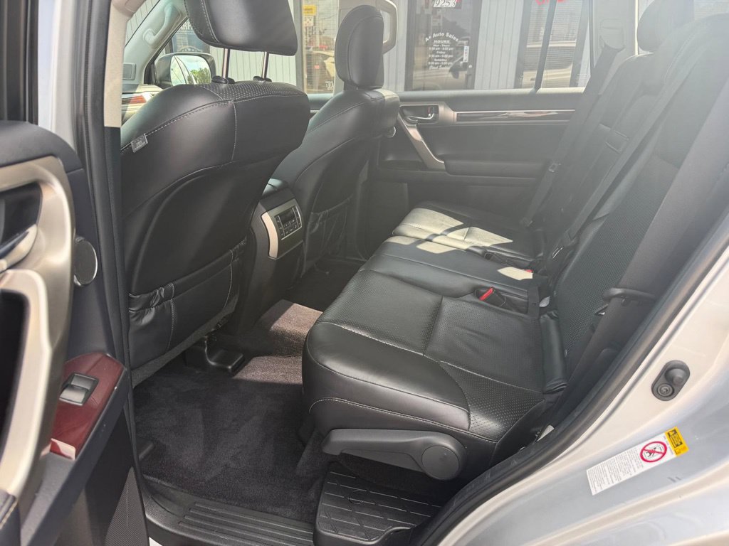 Used 2014 Lexus GX 460 Luxury AWD/4WD image 16