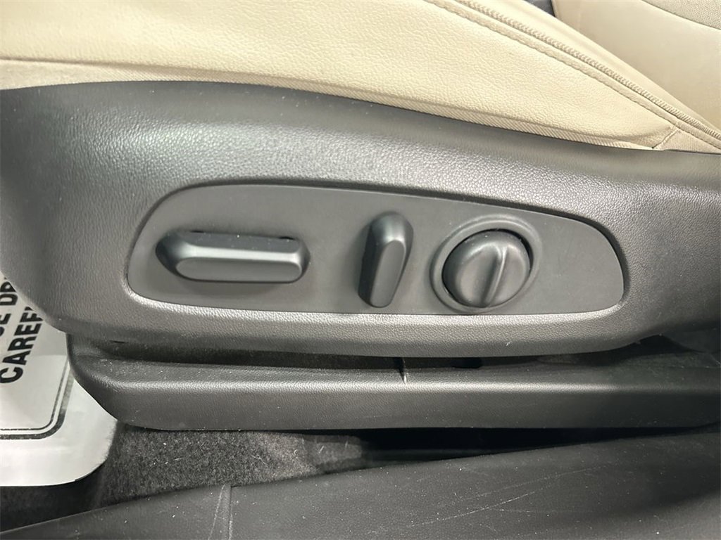 Used 2021 Buick Encore GX Select w/ Experience Buick Package image 12