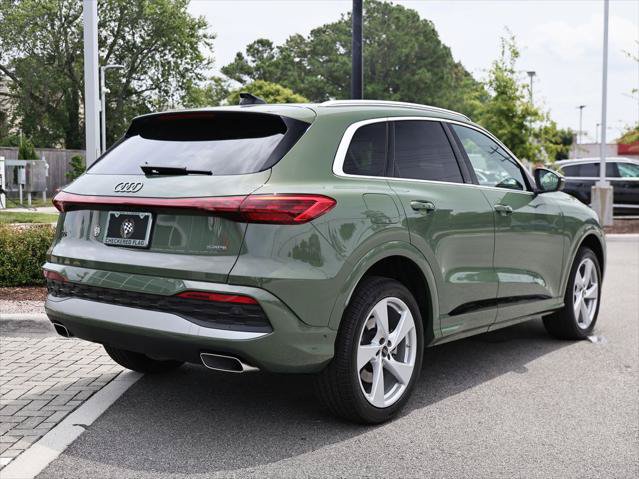Certified 2025 Audi Q5 Premium Plus w/ Premium Plus AWD/4WD image 7