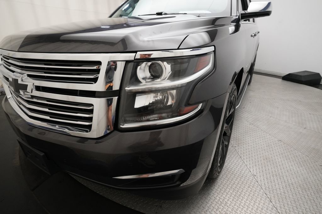 Used 2018 Chevrolet Suburban Premier image 24