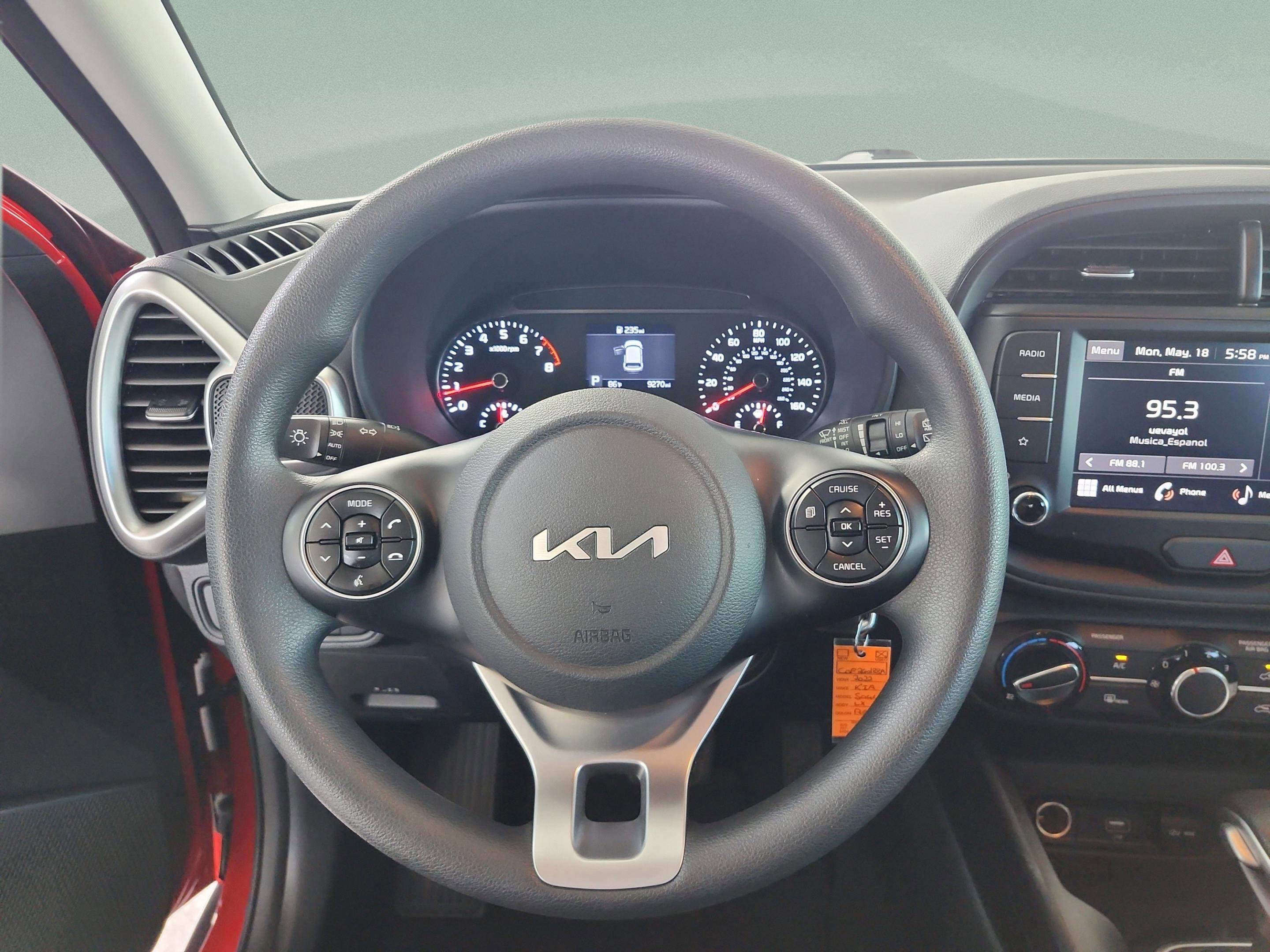 Used 2022 Kia Soul LX w/ Technology Package FWD image 8
