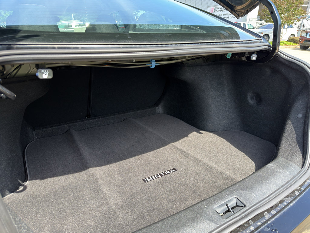 New 2026 Nissan Sentra SR FWD image 16