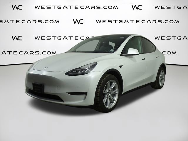 Used 2022 Tesla Model Y Long Range image 1