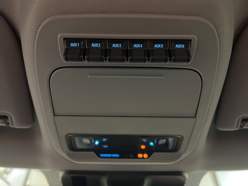 New 2026 Ford F250 XL w/ XL Chrome Package image 22