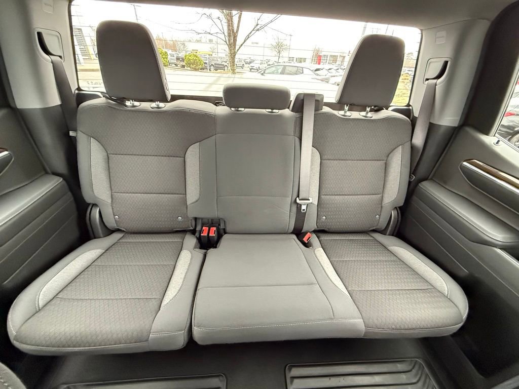 Used 2024 Chevrolet Silverado 1500 LT image 31