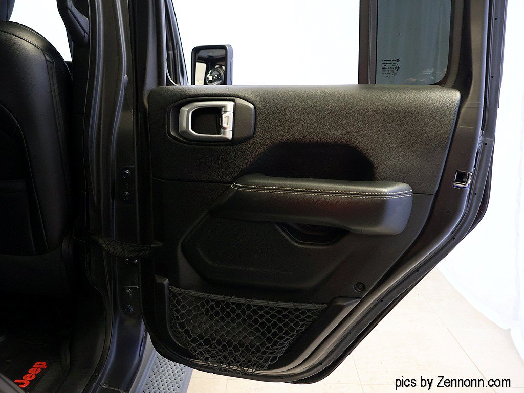 Used 2019 Jeep Wrangler Unlimited Sahara w/ Uconnect 4C Nav & Sound Group AWD/4WD image 29