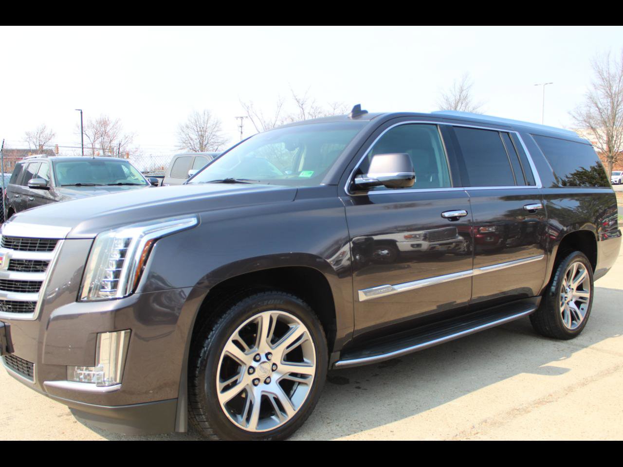 Used 2016 Cadillac Escalade ESV Luxury AWD/4WD image 1