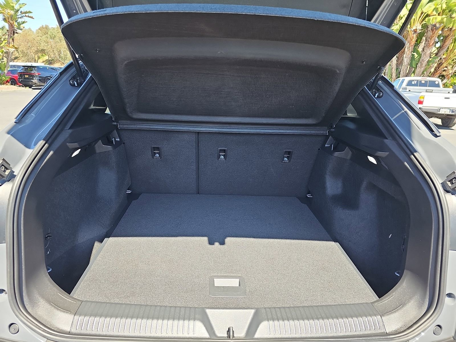 Certified 2023 Volkswagen ID.4 Pro image 12