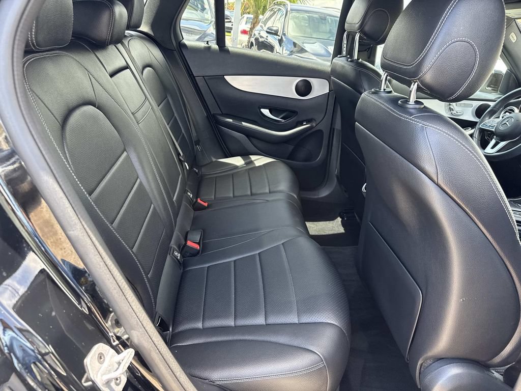 Used 2021 Mercedes-Benz GLC 300 image 11