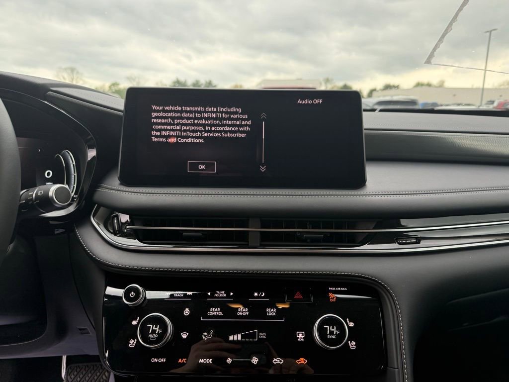 Used 2025 INFINITI QX60 Luxe image 23