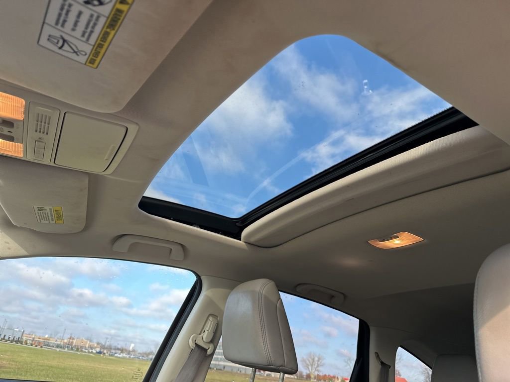 Used 2016 Honda CR-V Touring image 6