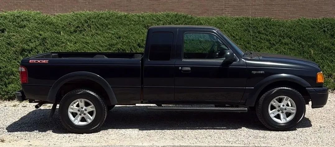 Used 2005 Ford Ranger XLT AWD/4WD image 5