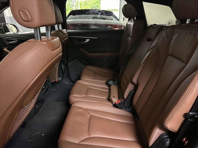 Used 2023 Audi Q7 2.0T Premium w/ Convenience Package AWD/4WD image 15