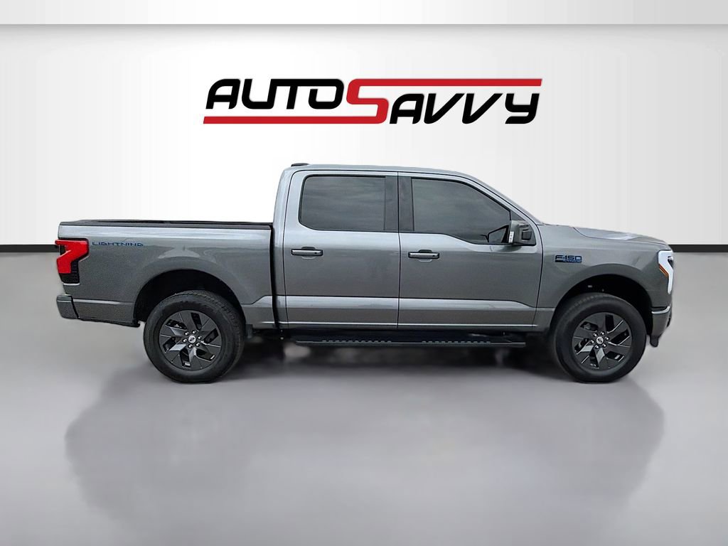 Used 2024 Ford F150 Lightning Platinum AWD/4WD image 8