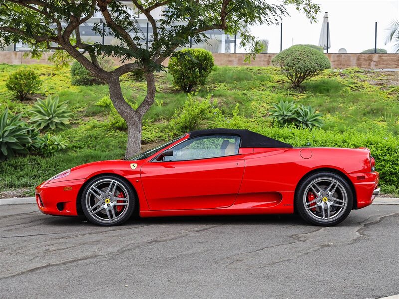 Used 2002 Ferrari 360 Spider RWD image 3