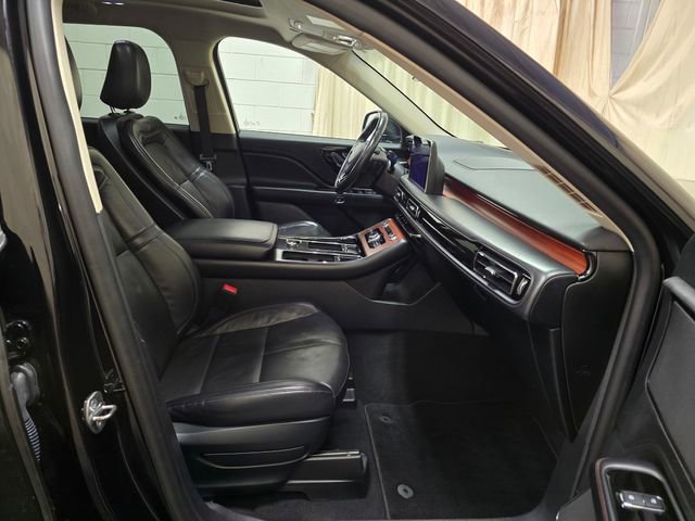 Used 2021 Lincoln Aviator Reserve w/ Equipment Group 201A AWD/4WD image 31