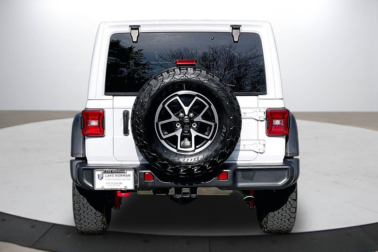 Certified 2025 Jeep Wrangler Unlimited Rubicon w/ Convenience Group image 8