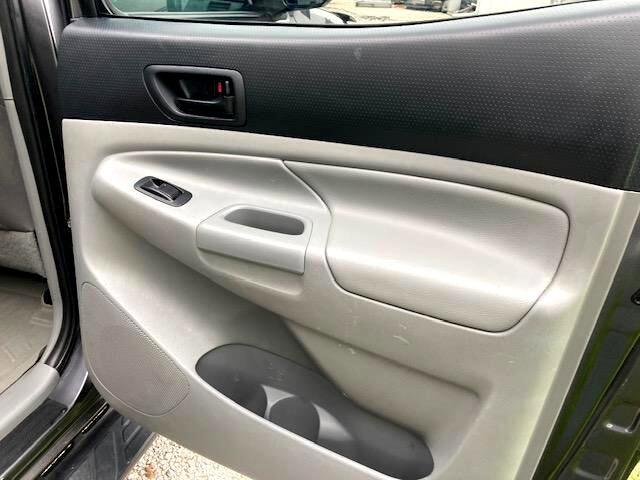 Used 2015 Toyota Tacoma TRD Pro image 33