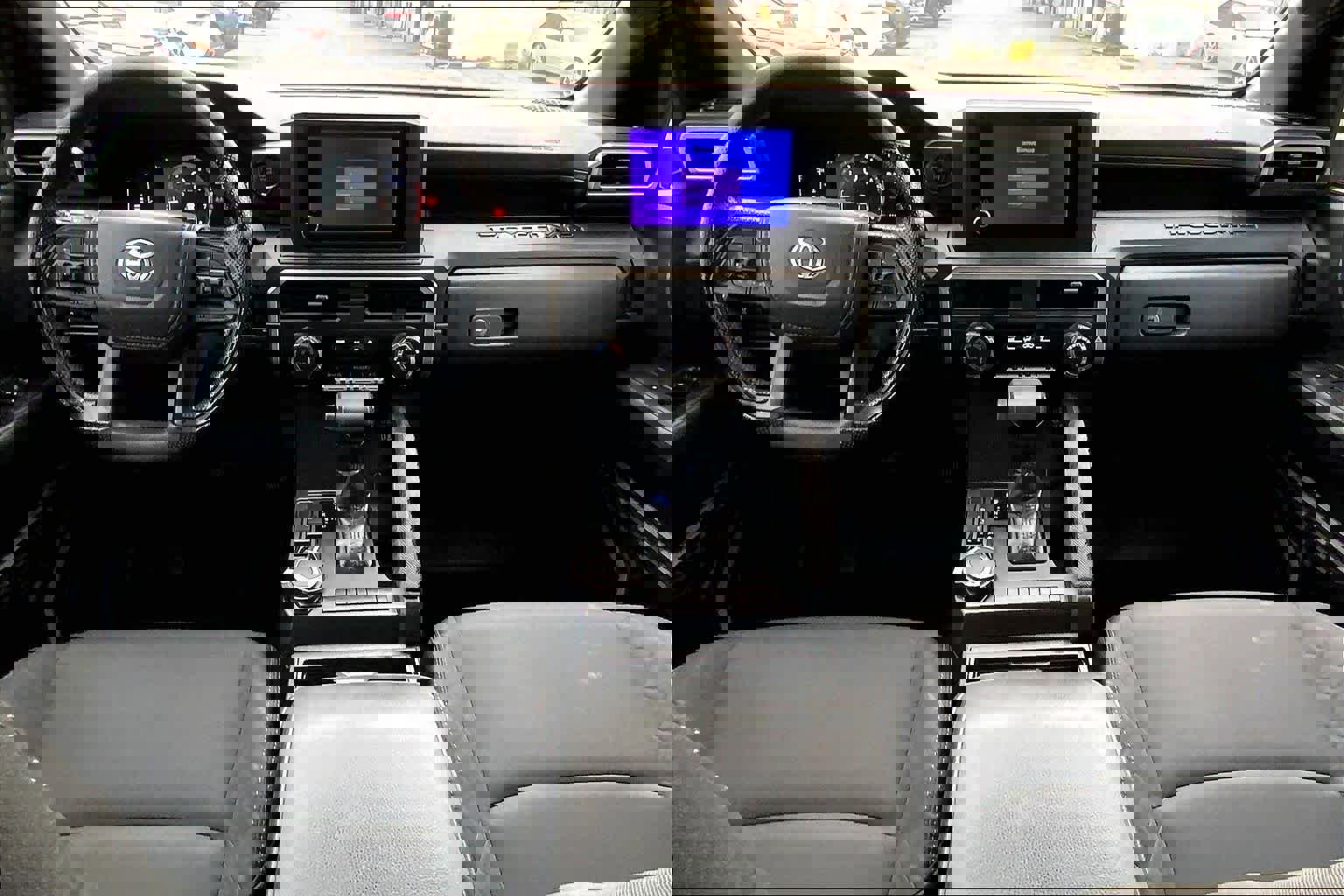 Used 2025 Toyota Tacoma SR AWD/4WD image 14