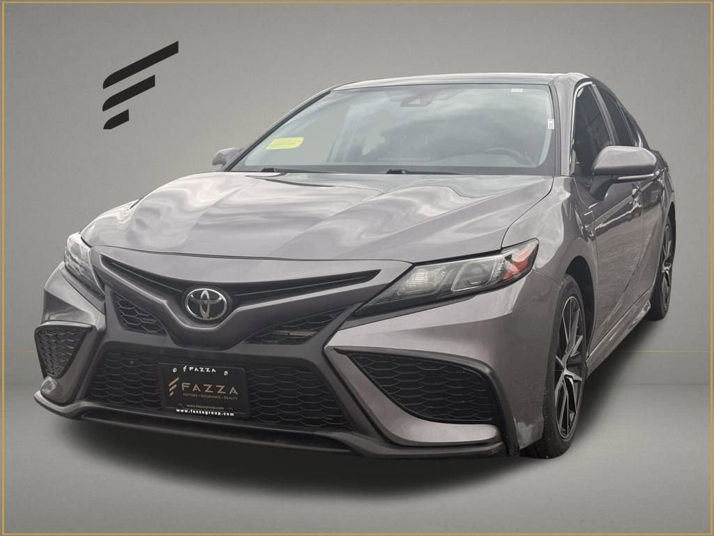 Used 2022 Toyota Camry SE