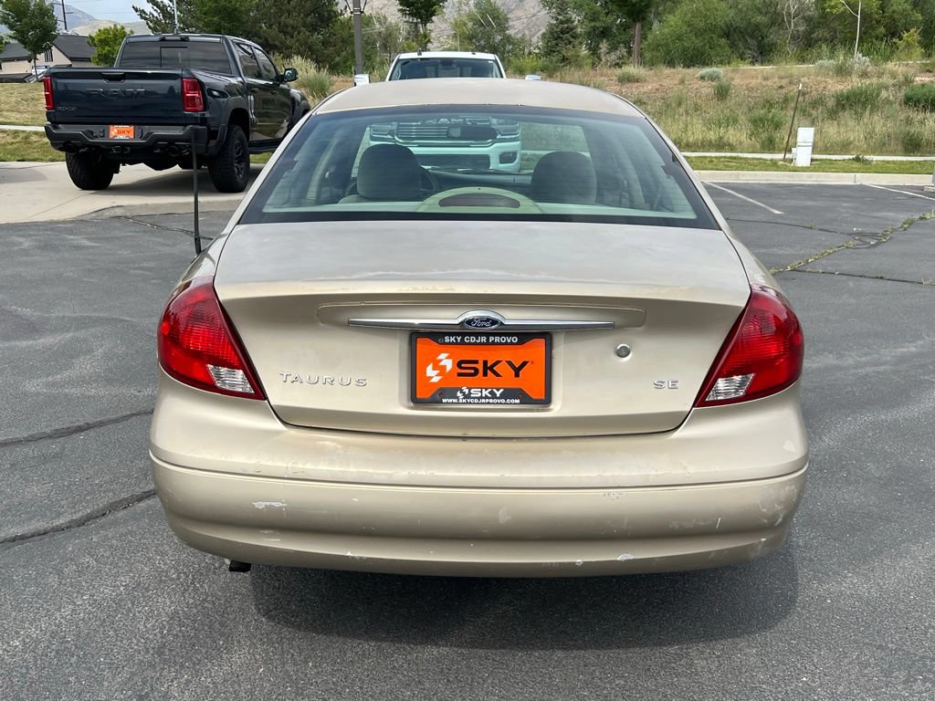 Used 2000 Ford Taurus SEL FWD image 9