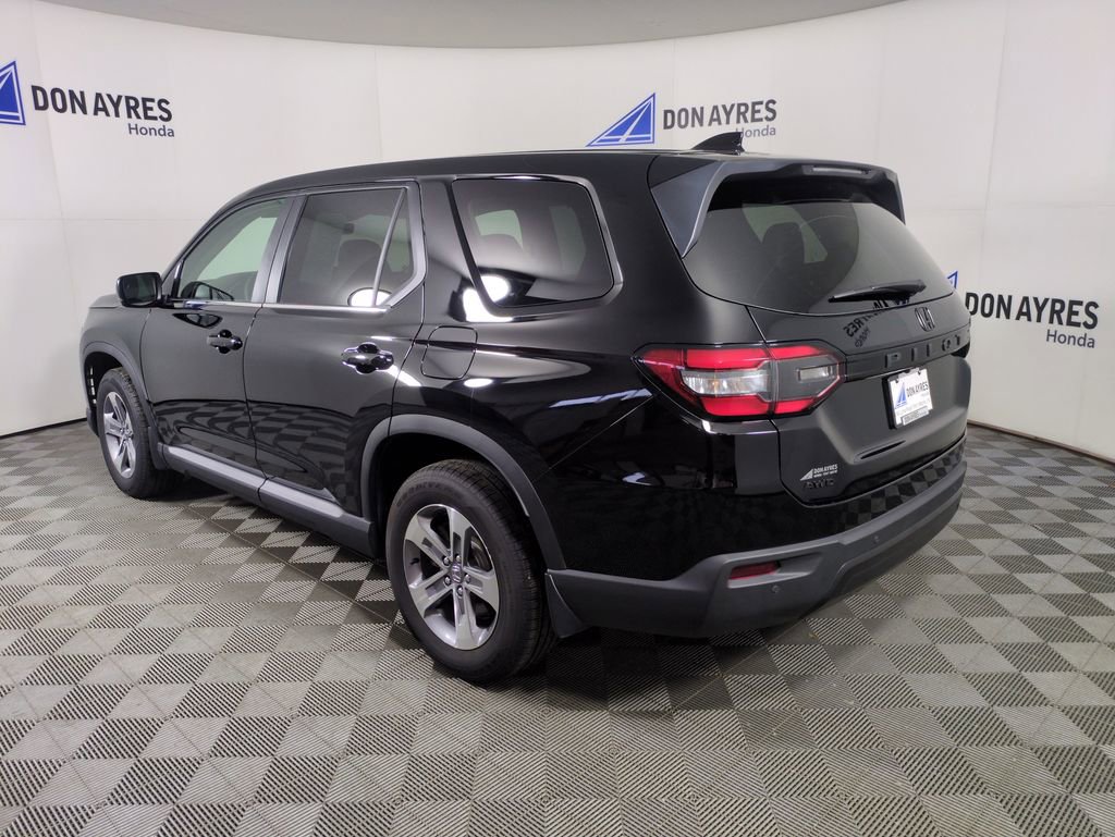 Certified 2025 Honda Pilot EX-L image 4