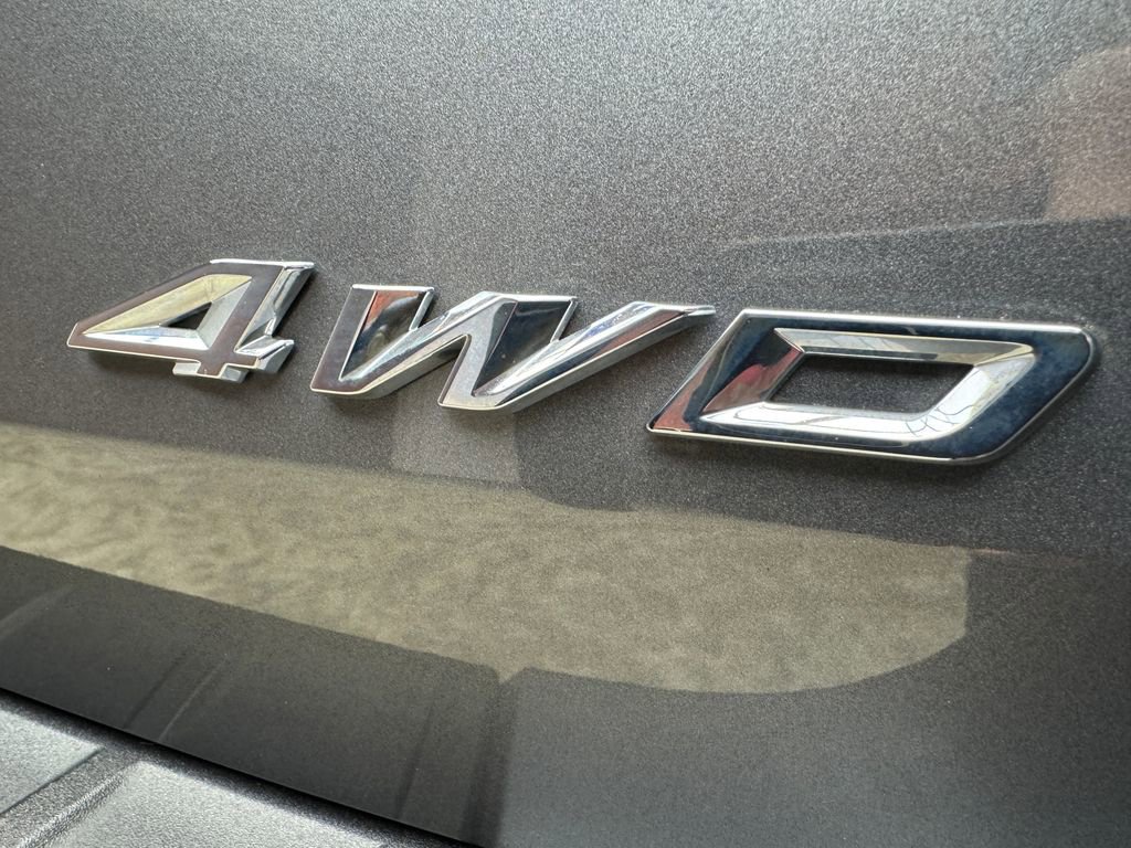 Used 2022 Ford Explorer XLT image 5