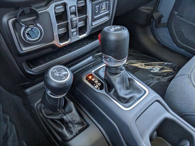 Certified 2025 Jeep Wrangler Unlimited Sahara AWD/4WD image 34